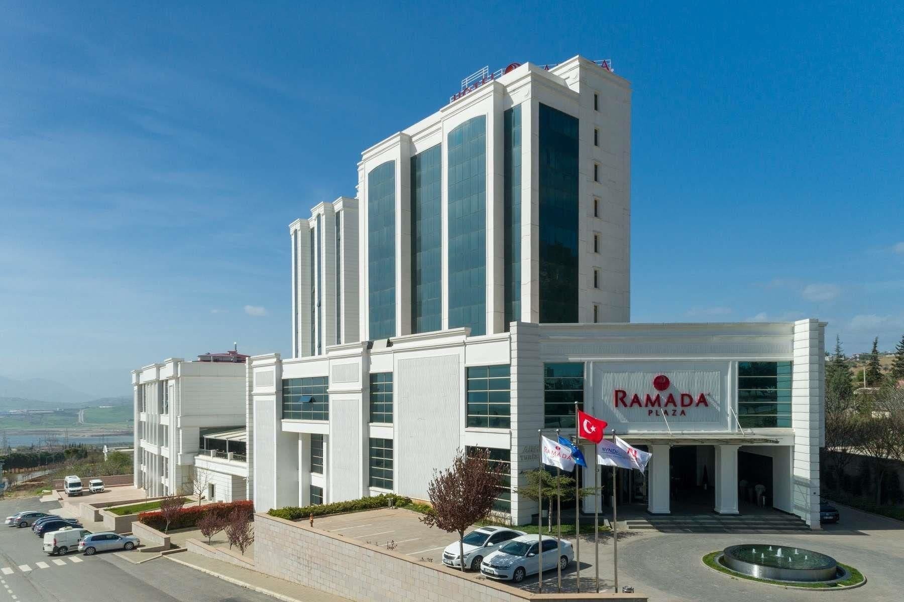 Ramada Plaza By Wyndham Kahramanmaras Hotel Buitenkant foto