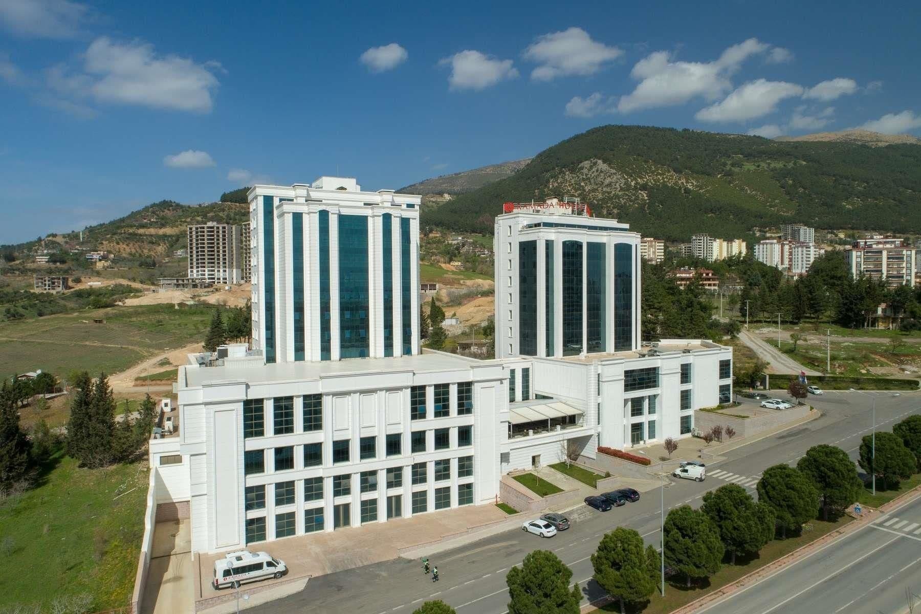 Ramada Plaza By Wyndham Kahramanmaras Hotel Buitenkant foto